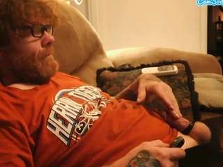 heavy1374's CamSoda show and profile