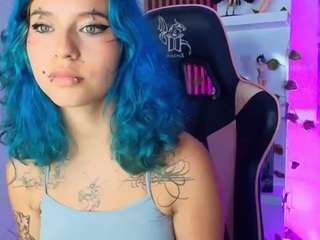 katyushaa Live Webcam on CamSoda