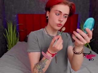 leoncrystall Live Webcam on CamSoda