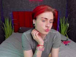 leoncrystall Live Webcam on CamSoda