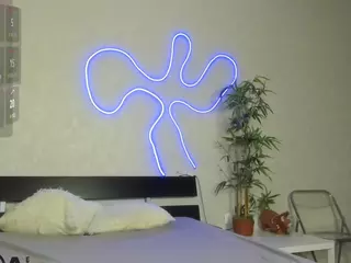 Luna's Live Sex Cam Show