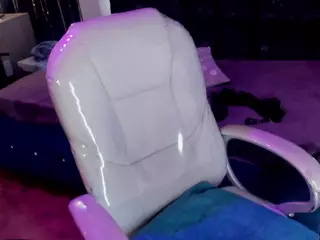 Vicolenn-69's Live Sex Cam Show