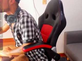 brolyn-xx webcam model