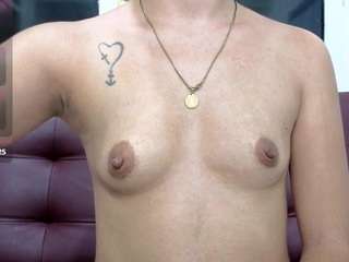  carolinasquirt19 chat room