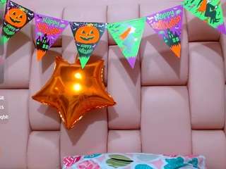 carolinasquirt19 camsoda