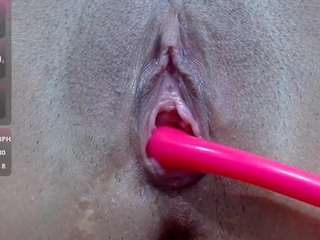  carolinasquirt19 chat room