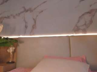 celeste-evanns's CamSoda show and profile