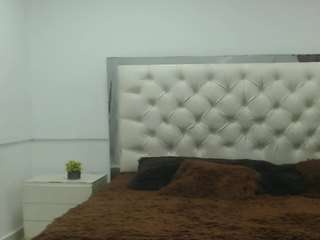  lily-jone chat room