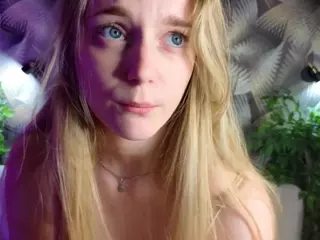 HoLLi's Live Sex Cam Show