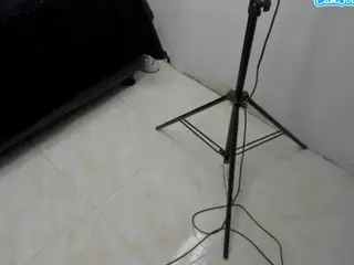Saskyaht's Live Sex Cam Show
