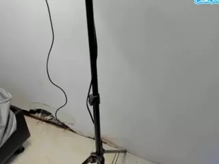 Saskyaht's Live Sex Cam Show