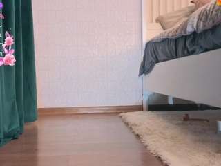 Gigi live webcam show