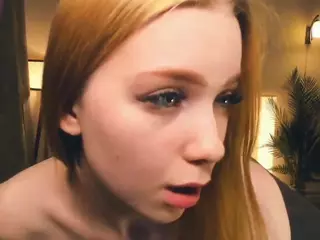 Eva's Live Sex Cam Show