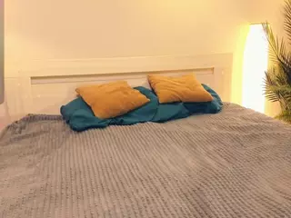 Eva's Live Sex Cam Show