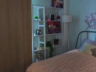 Adelina and Emily live cam preview