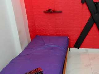 bdsmforever18 Live Webcam on CamSoda