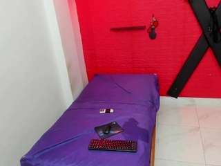 bdsmforever18 webcam