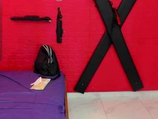 bdsmforever18 live cam preview