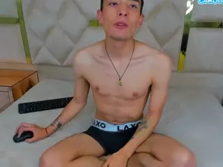 KittyandLiam69's Live Sex Cam Show