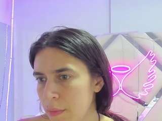 lynda-naughty Live Webcam on CamSoda