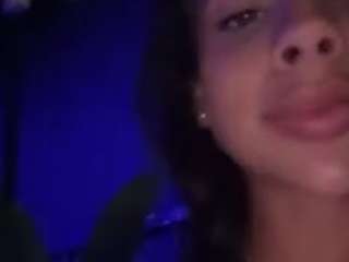 Live webcam model aishhaferrari on Soda Cams