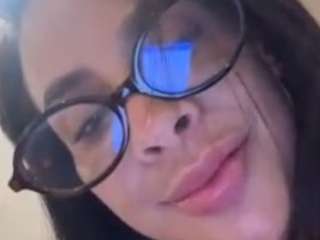 Live webcam model aishhaferrari on Soda Cams