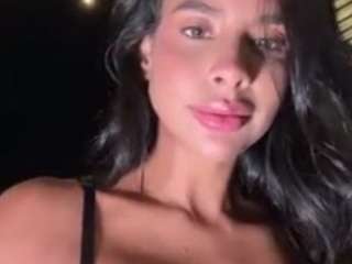 Live webcam model aishhaferrari on Soda Cams