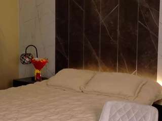 Live webcam model aishhaferrari on Soda Cams