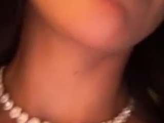 Live webcam model aishhaferrari on Soda Cams