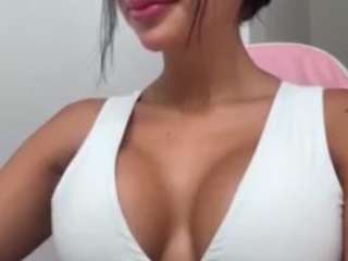 aishhaferrari