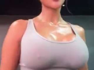 Live webcam model aishhaferrari on Soda Cams