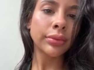 aishhaferrari's CamSoda show and profile