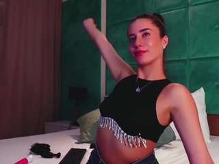 ameliajune live profile