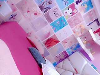 ariia-janee Live Webcam on CamSoda
