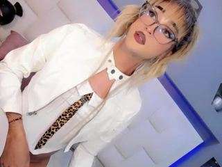 ariia-janee webcam