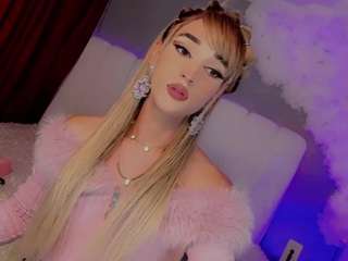 Ariia-janee live cam — anal toys, black hair, brown eyes