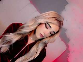 ariia-janee Live Webcam on CamSoda