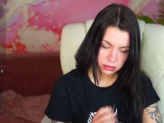 bellaspark, female webcam model,  years old, on live webcam