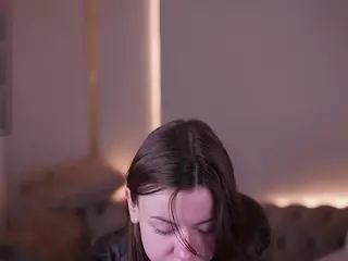 BellaSpark's Live Sex Cam Show