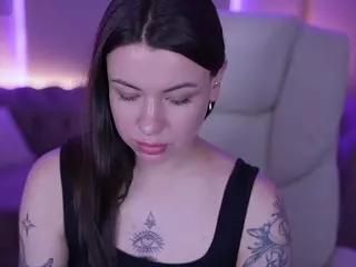 BellaSpark's Live Sex Cam Show