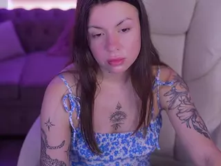 BellaSpark's Live Sex Cam Show