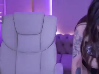 BellaSpark's Live Sex Cam Show