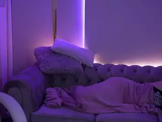BellaSpark's Live Sex Cam Show