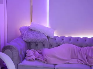 BellaSpark's Live Sex Cam Show
