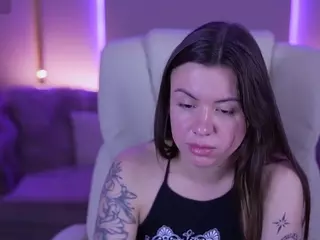BellaSpark's Live Sex Cam Show