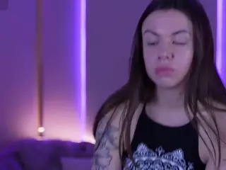 BellaSpark's Live Sex Cam Show