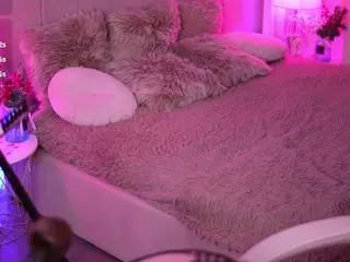 BellaSpark's Live Sex Cam Show