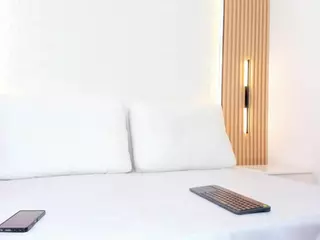 ChloweTaylor's Live Sex Cam Show