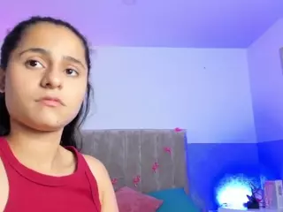 Giselle-Roldan's Live Sex Cam Show