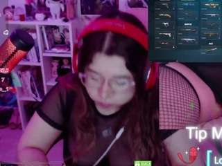  kittypinkgirl0n chat room